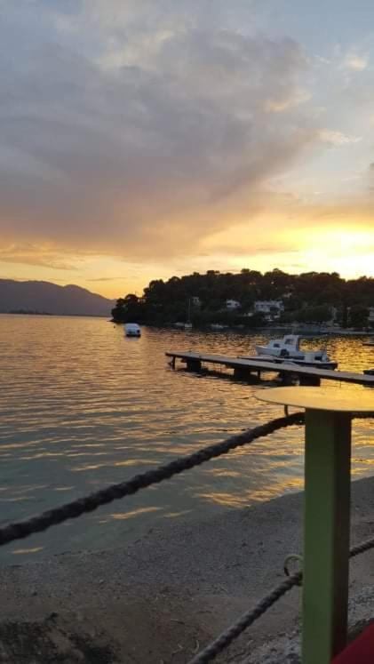 Poros TownSunray Studio In Porosアパートメント エクステリア 写真